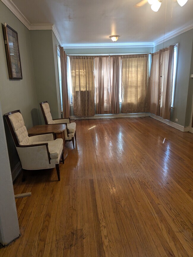 Foto del edificio - 1148 N Mayfield Ave