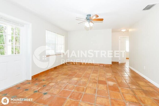 Foto del edificio - 49 W Mango Rd, Lake Worth, FL 33467