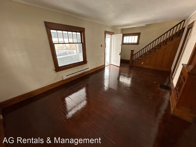 Building Photo - 3 br, 1 bath House - 1709 Bayer Ave