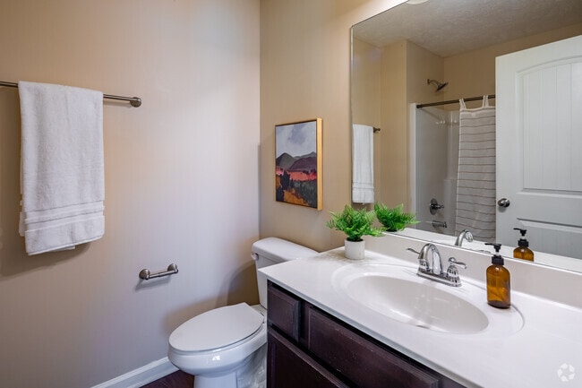 2BR, 2.5BA - 1,204SF - Bathroom - Rivendell Woods Townhomes