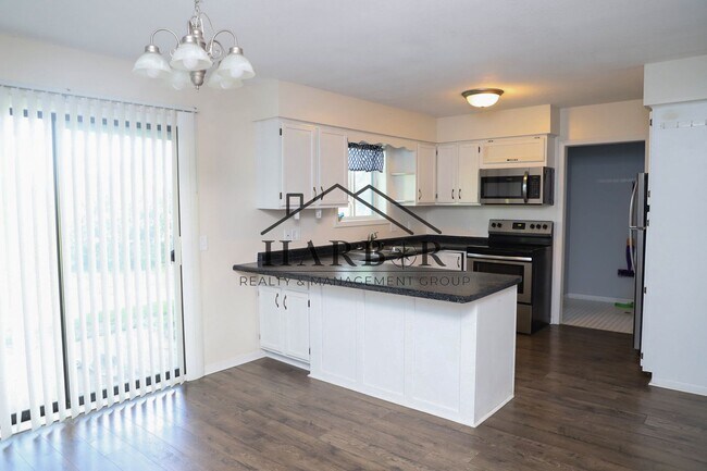 Foto del edificio - 3 bedroom Townhome in Eyota, MN Available ...