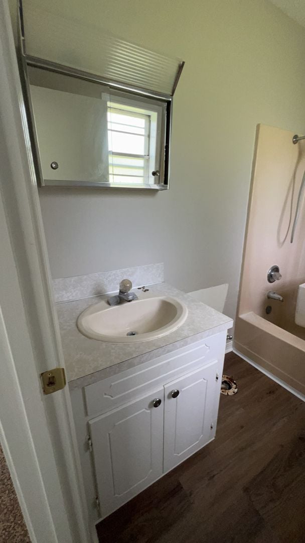 Building Photo - 1416 Camelia Dr