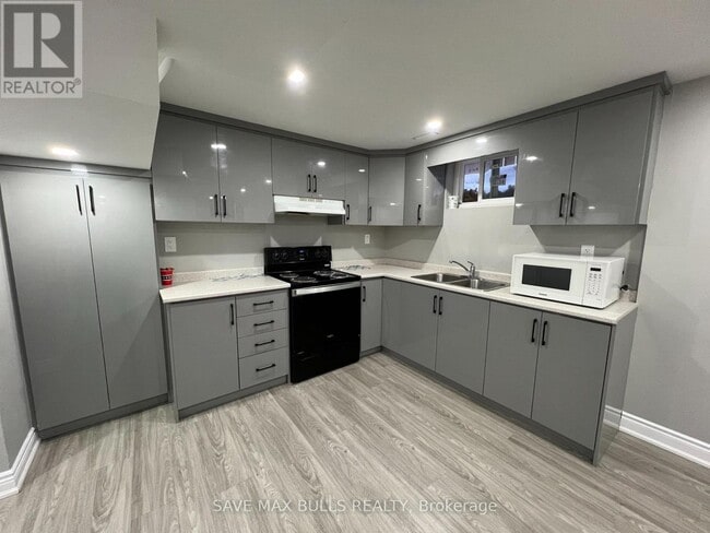 Building Photo - 80 Abell Dr