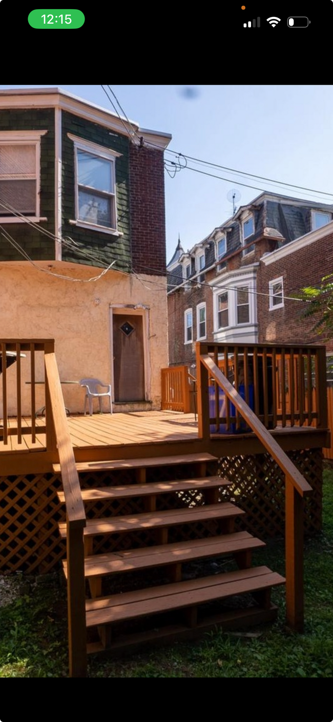 Foto del edificio - 6719 Lansdowne Ave