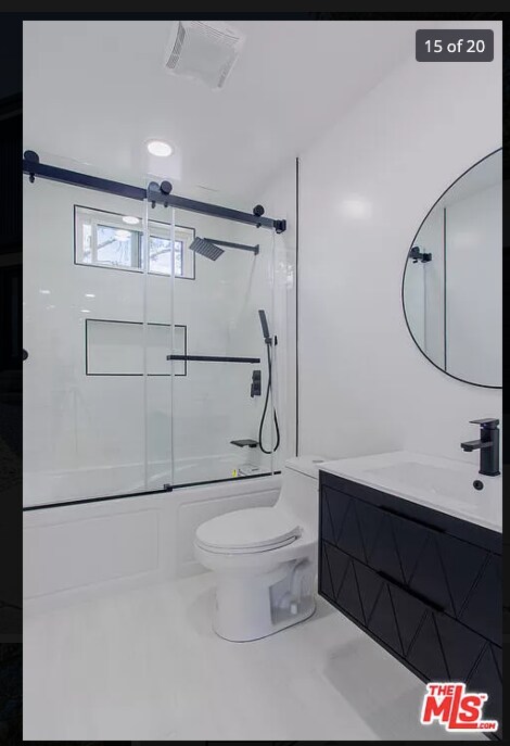 Building Photo - 7325 Hyannis Dr