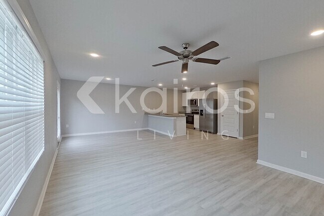 Foto del edificio - 253 Monarch Ln