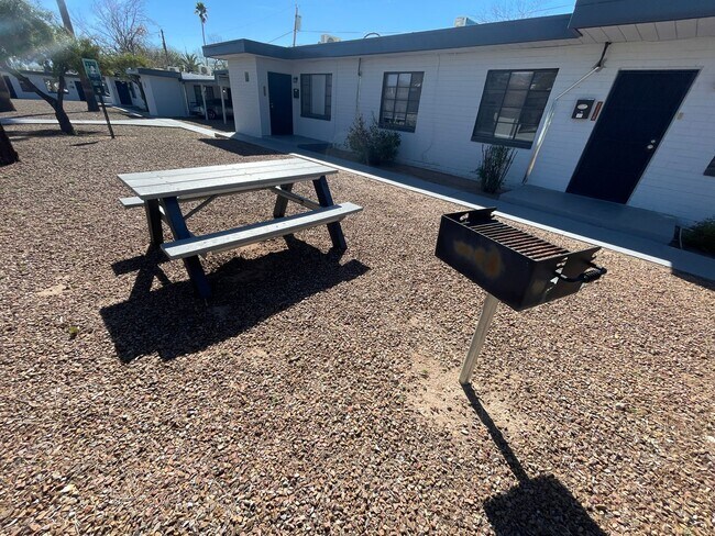 Foto del edificio - Apartment in Tucson's Historical Neighborh...