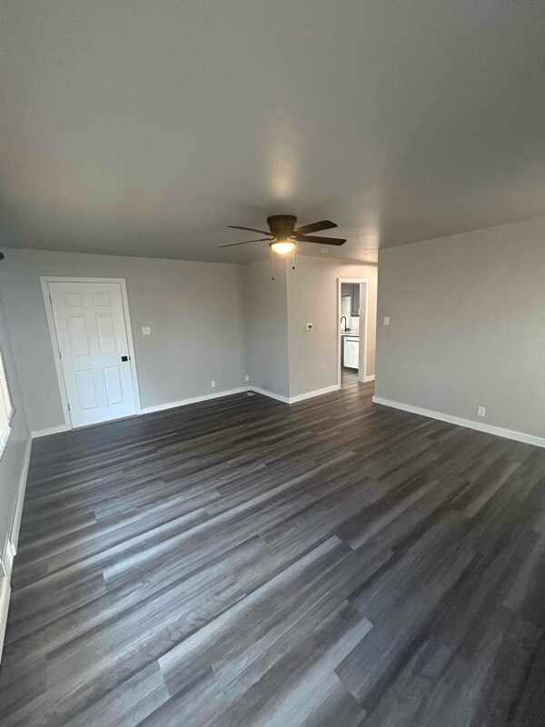 Building Photo - 3607 N 85th St