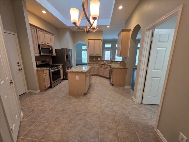 Building Photo - 5226 Cottonwood Creek Ln