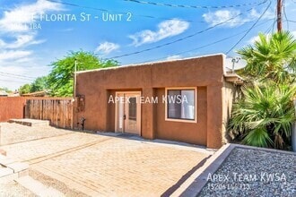 Building Photo - 933 E Florita St