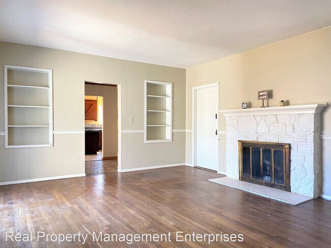 Building Photo - 3 br, 2.5 bath House - 4330 N Lindsey Ave