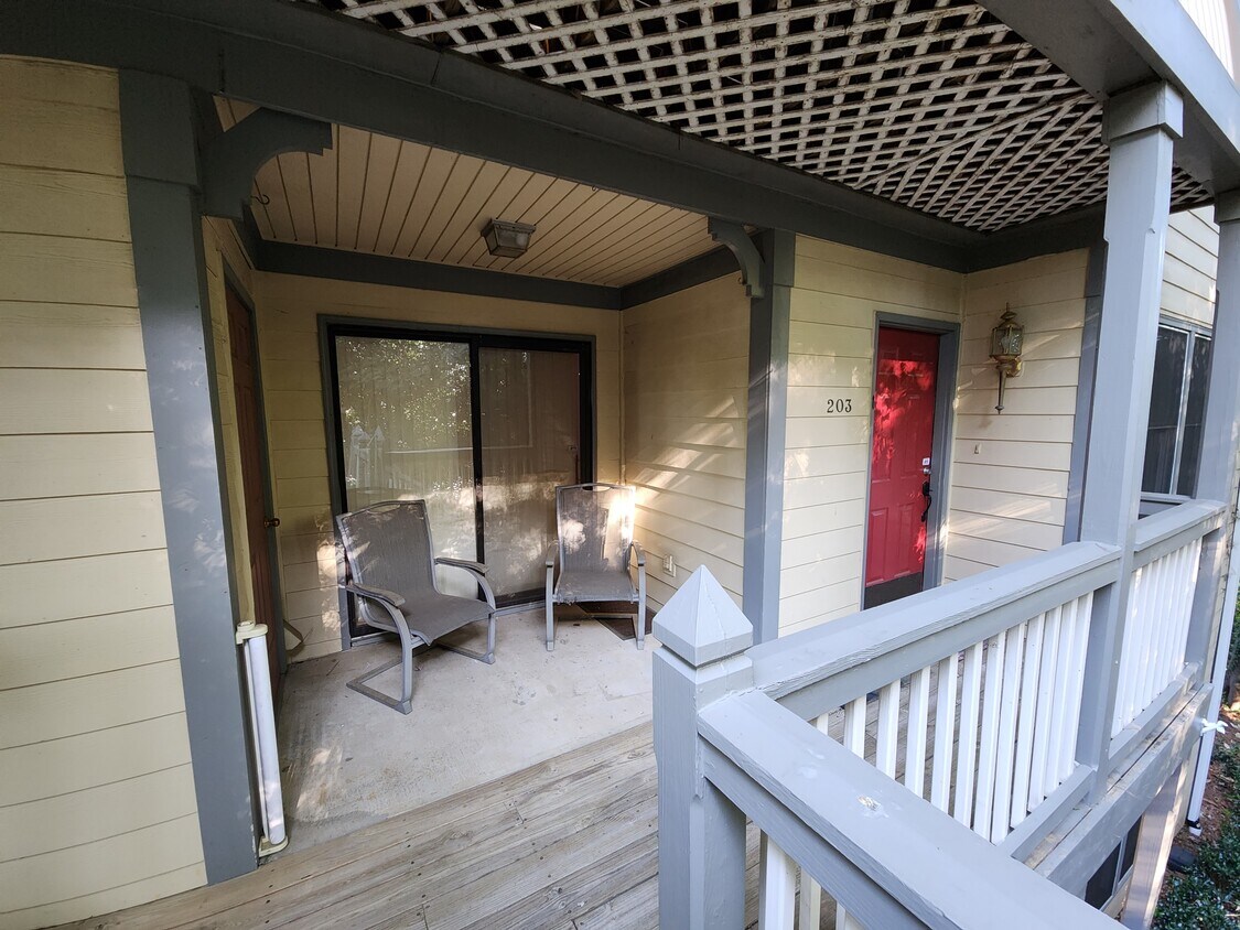 203 Abingdon Way NE Unit 203, Atlanta, GA 30328 Condo for Rent in