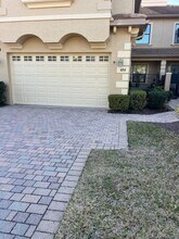 Building Photo - 100 Laterra Links Cir