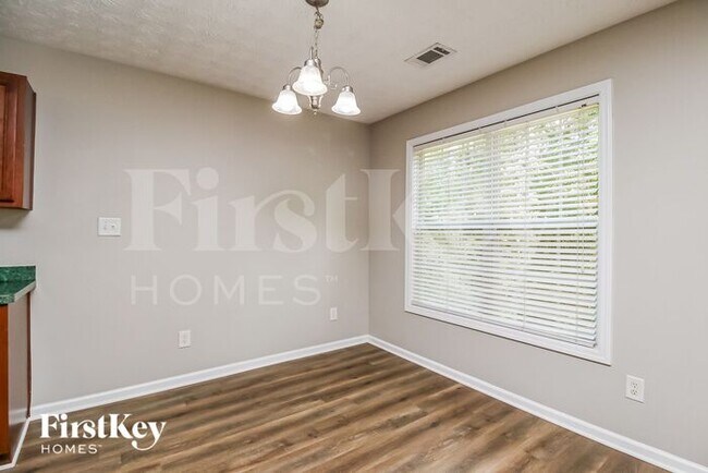 Foto del edificio - 96 Maple Leaf Ct