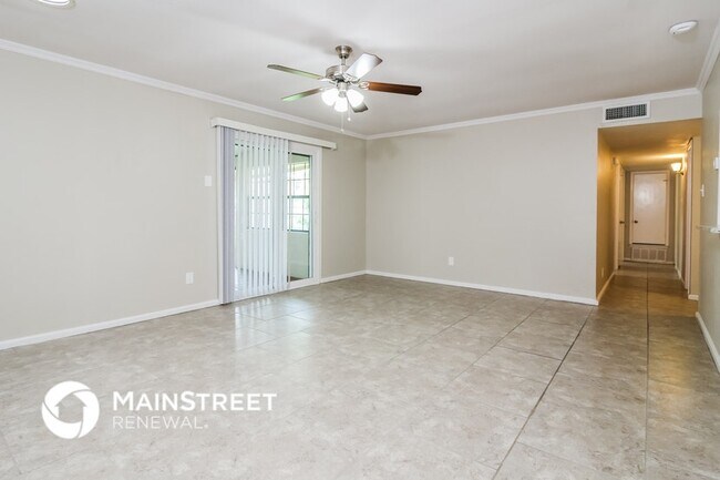 Foto del edificio - 7108 Oldham Pl