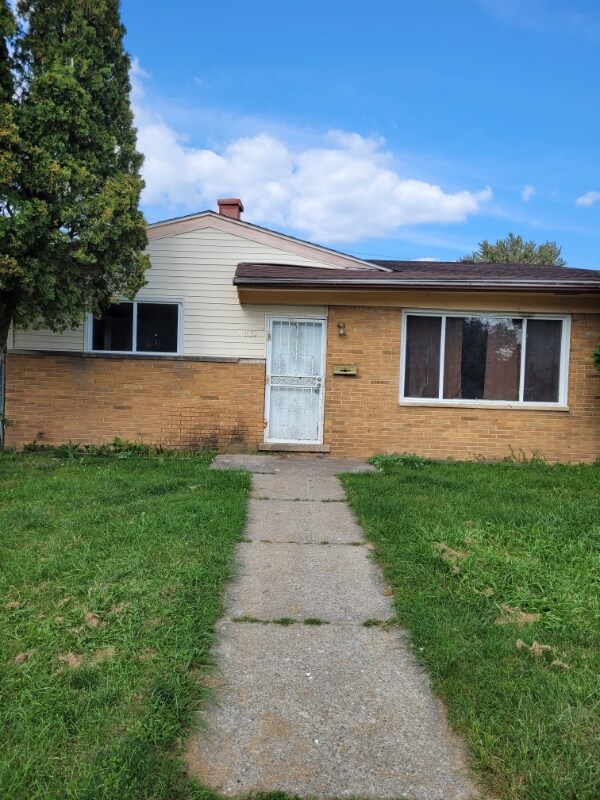 Foto principal - 6232 David Berger St