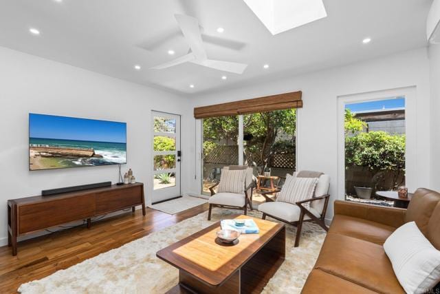 Building Photo - 219 24th St