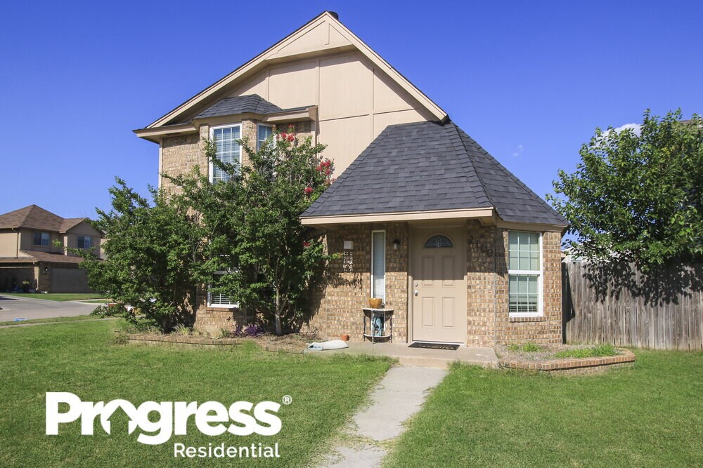 2100 Westmore Dr, Oklahoma City, OK 73170 House Rental in Oklahoma