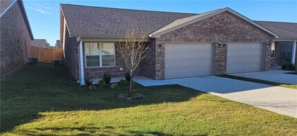 Building Photo - 529 NW 69th Ave