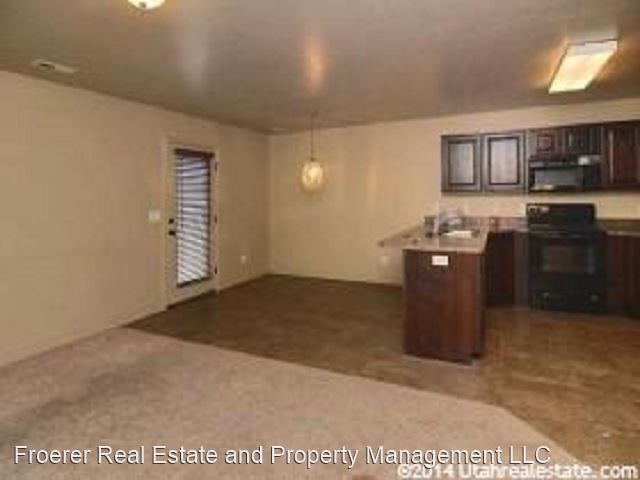 Foto del edificio - 3 br, 2 bath House - 1176 Lancelot Lane