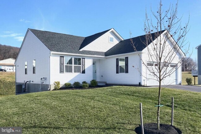 Foto del edificio - 77 Summerfield Dr