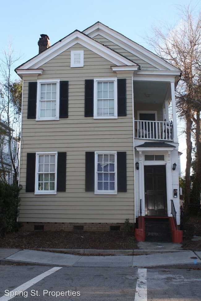 Building Photo - 109 Bogard St
