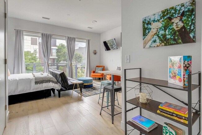 Foto del edificio - 2550 Lawrence St