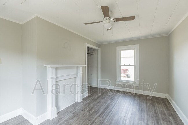 Building Photo - 102 Black Ave