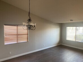 Building Photo - 566 W Enchanted Desert Dr