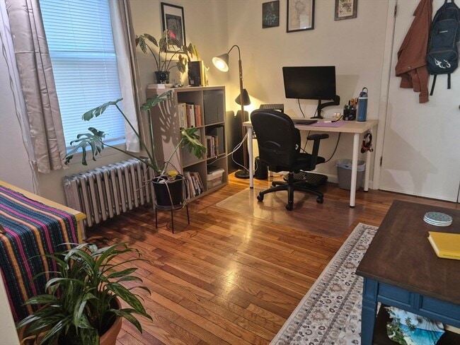 Building Photo - 4499-4501-4501 Washington St