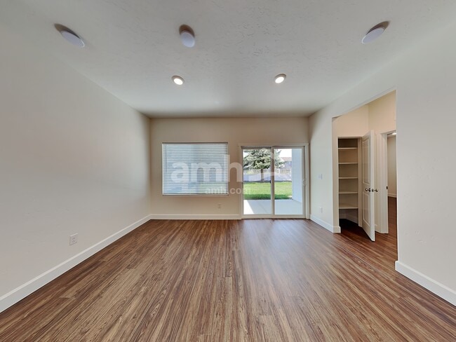 Building Photo - 5066 W White Ash Ct
