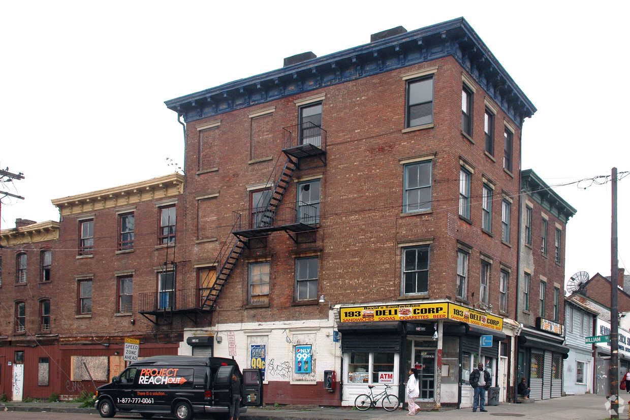 Foto del edificio - 193 Broadway