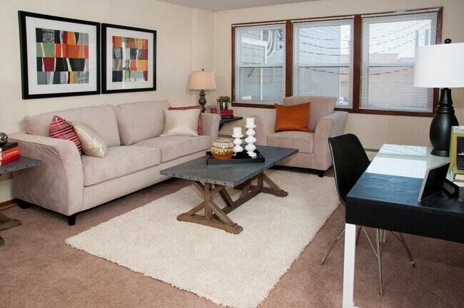 Foto del edificio - 326 6th Ave Apartments