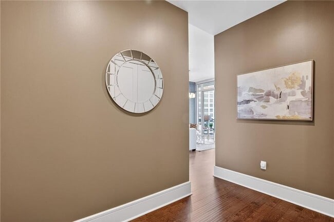 Foto del edificio - 1065 Peachtree St NE