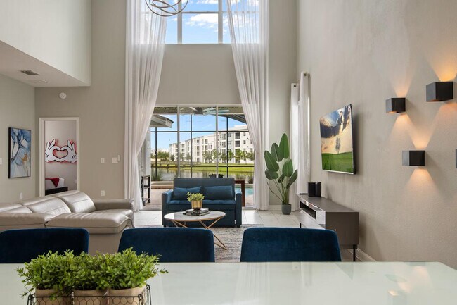 Building Photo - 4761 Kings Castle Cir