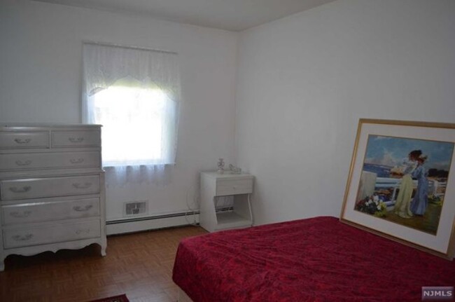 Building Photo - 625 E Passaic Ave