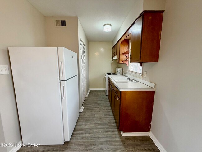 Foto del edificio - 12609 E Orell Rd