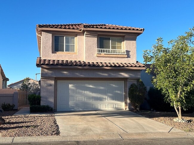 Building Photo - Nice 4 bedroom, 3 bath home in Summerlin!