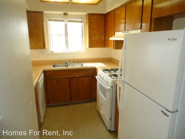 Building Photo - 274 Springville Ct