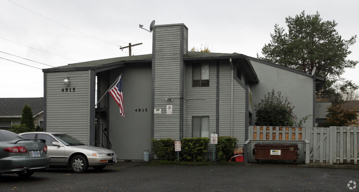 Foto principal - 4915 Lombard Ave