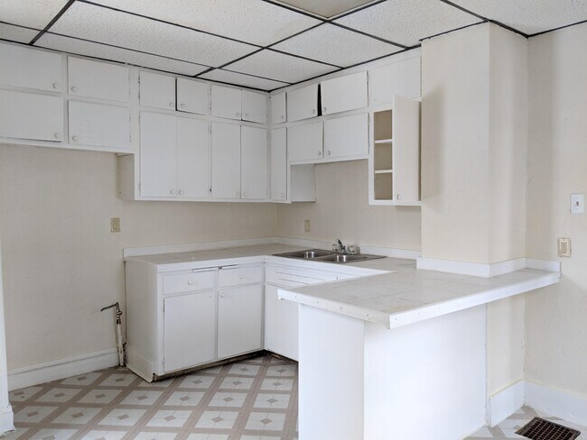 Foto del edificio - 1331 Andrews St