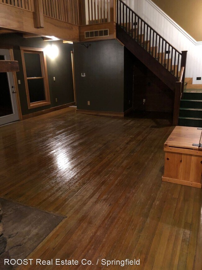 Building Photo - 3 br, 1 bath House - 1030 Old Columbus Road