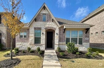 Building Photo - 5512 Natchez Ln