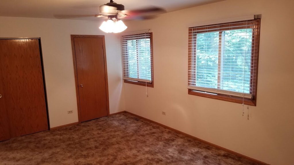 763 Washington St, Woodstock, IL 60098 Apartments in Woodstock, IL