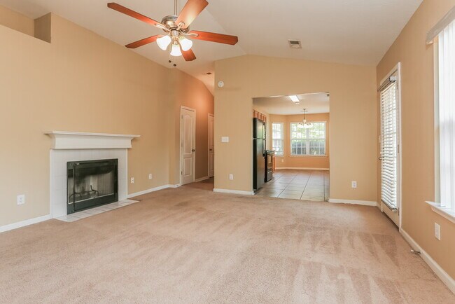 Foto del edificio - 25 Lakeridge Ct
