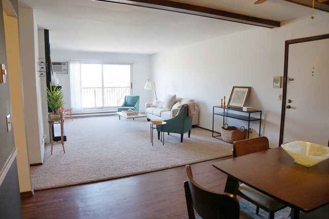 Foto del edificio - Lamplighter