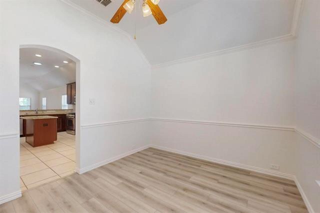 Foto del edificio - 1720 Bluebird Dr