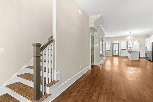 Foto del edificio - 81 College St NW