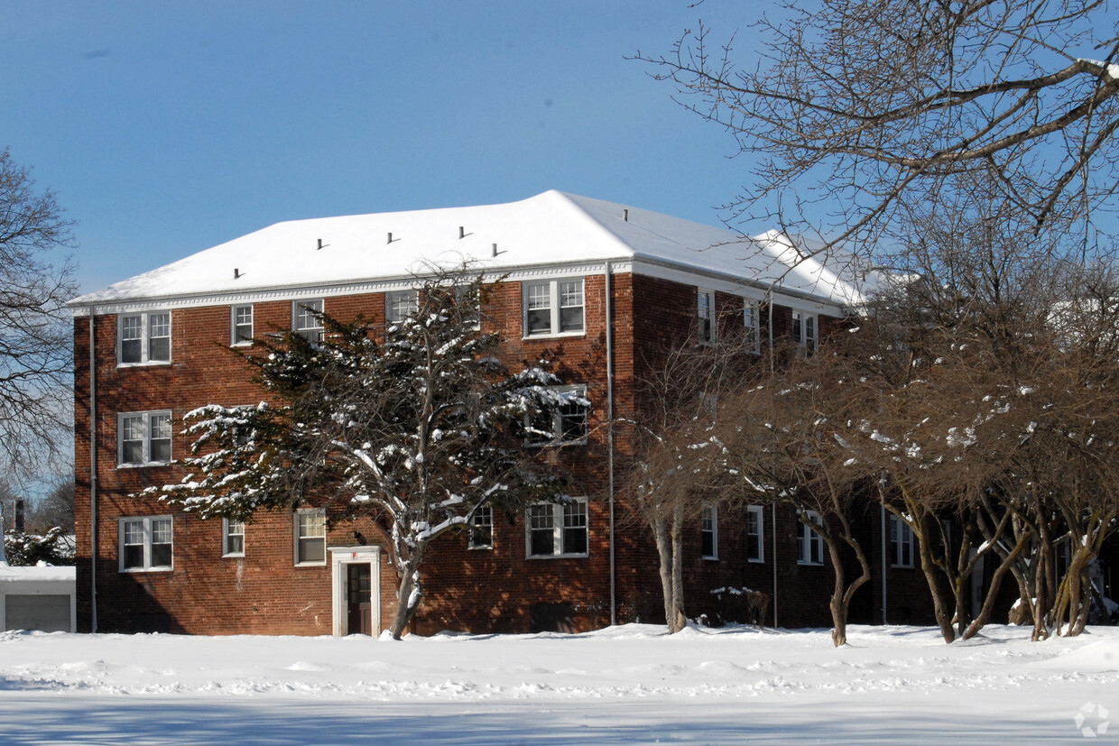 Exterior - Middle Village Apartments