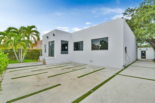 Foto del edificio - 85 NW 47th St